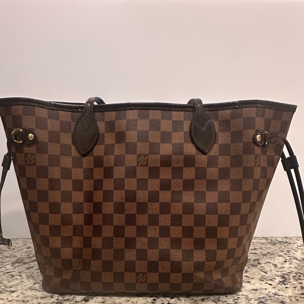LOUIS VUITTON Neverfull MM Cherry Damier Ebene Tote